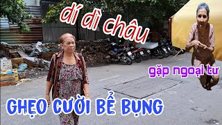 Gia Bảo TV phát hiện ra Dì Châu rất có năng khiếu hài nên dí tới bến để ghẹo .