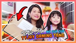 Trúc An TV Mở Quà Của Tyjay Gaming Tặng Cho Chú Chồn Máy Doraemon Đáng Yêu