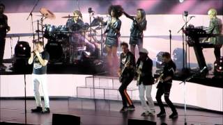 Duran Duran & Nile Rodgers: "Pressure Off" - Barclays Center Brooklyn, NY 4/12/16