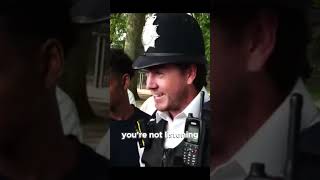 Aggressive Talk! Is It Professional manner for the Police Man? #speakerscorner