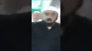 yaar ye kn loog haen mazaq bna liya ha masajid ko bhi inhou ney