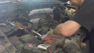 5.4L 3V Cylinder Head Removal