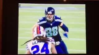 Seattle's Jimmy G. Jumps over Buffalo Bills player!!!