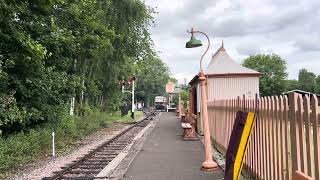 Gwr diesel rail car departing station on the branch line at Didcot railway centre 21/7/24