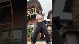 girls dance Bounce When She Walk #shorts #dance