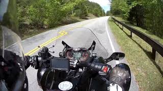 Can Am Spyder F3 Three-wheeled fun on Foothills Parkway