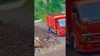 miniatur truk pasir