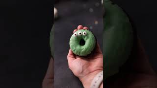 Halloween Monster Chocolate Donuts (baked recipe) - Recipe link in description