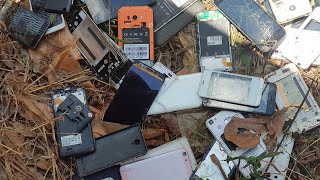 found a lot of broken phones in the garden - restore SAM SUNG J400F Broken smartphone building