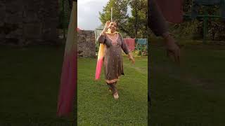 Mummy ka viral dance on mehla di rani song #shorts #dance #viral #pahadi #mehladirani #alwayspahadi