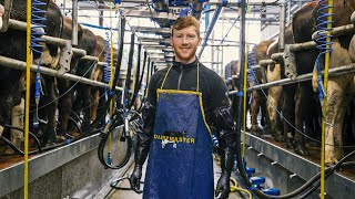 Tom Murphy using Swing 14 milking parlour with room for 30