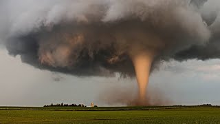 Tornado 🌪️|| بھنور||How to start tornado||Watch this extreme up close video of tornado 🌪️ near wray.