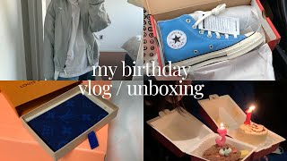 ENG) MY B-DAY✦ 생일 선물 언박싱 & 소소하게 보낸 날의 브이로그 ㅣ Birthday gift unboxing and VLOG