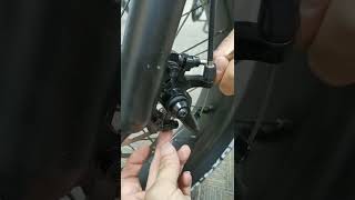 Adjust the disc brake of the electric bike