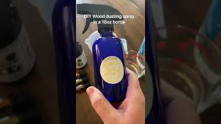 Wood dusting/polishing spray DIY with EOs