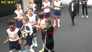 HEATED Everywhere!🔥 Arsenal mascot pushed Tottenham mascot in the tunnel 🔥