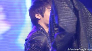 [fancam] 111119 SHINee Jonghyun - say hello @ Bravo! ASEAN Event