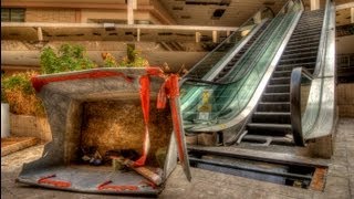 ABANDONED Rolling Acres Mall, Akron 2012