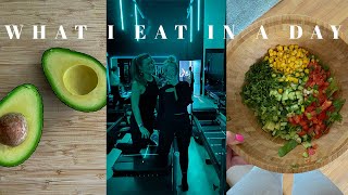 WHAT I EAT IN A DAY - HEALTHY GIRL ERA // TRYING TO BE 'THAT GIRL'