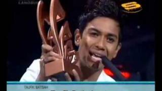 Taufik Batisah winning 6 Awards @ anugeraHitz.sg 2010