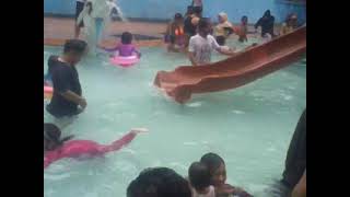 bermain di kolam renang dan ada ember tumpah || part 1 [ lihat deskripsi 👇]