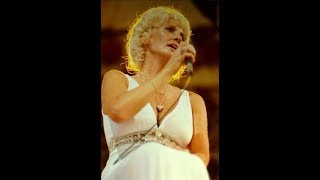 Tammy Wynette sings TAKE ME TO YOUR WORLD live on Navy Hoedown(1969)