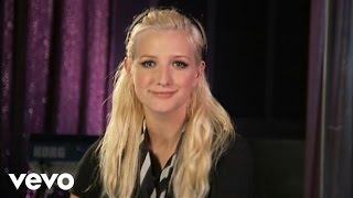 Ashlee Simpson - Boyfriend (AOL Sessions)