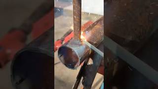 वेल्डिंग का धुआँ ख़तरनाक होता है 🥺😎👌🏻 Yah Kay ho #love #welding #welder #india #reels #shorts