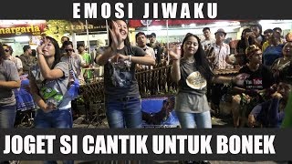 JOGET SI CANTIK BUAT BONEK TERSAYANG !! EMOSI JIWAKU / ANGKLUNG RAJAWALI MALIOBORO