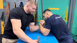 Muratov Armwrestling Верхом борятся только девочки PS Morozov