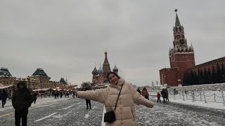 Доченька в #Москве ☺// Нас засыпало снегом👍