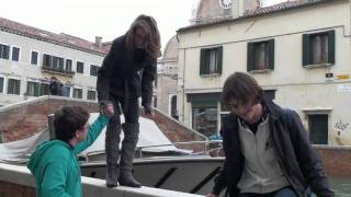 GIOVENTU' BAGNATA in Acqua Alta - Venezia 2011