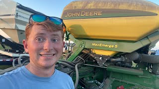 Planting with a new John Deere 1795 for the first time ever