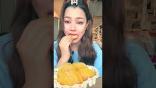 ASMR MUKBANG ICE EATING SOUNDS