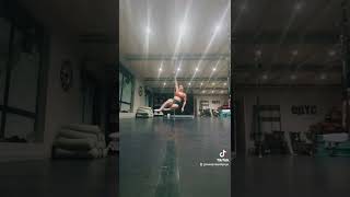 Power pole fitness - pole dancing - static pole combo