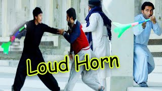 Loud Horn Prank By pashto funny (Mardan Prank) #mardanprank#dumptv#funnyvideo#aamolas#pktv