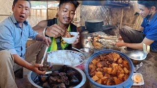 Sumi kitchen Spicy smoke pork with axone at Hornbill festival 🤤🌶️🌶️