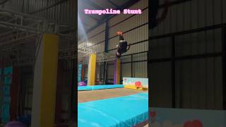 Trampoline Stunt #trampoline #trampolinejumping #stunt #stuntshorts #ytshorts #shorts