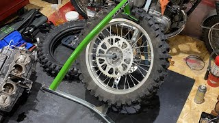 Using The Rabaconda Tire Changer On A Honda CRF450X Dirt Bike