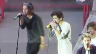 One Direction - Through The Dark (Düsseldorf, Germany) HD