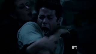 TeenWolf Scotts Mom and Dad Find Stiles