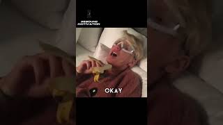 Taylor  Swift fall asleep eating Banana | Hilarious comedy after her surgery