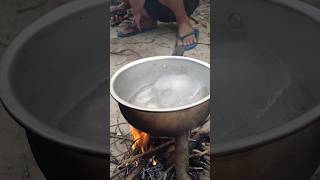 MEMASAK ES BATU DI TENGAH HUTAN #short