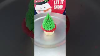 Christmas Tree Cupcake 🧁🎄 #shortsmaschallenge #shorts #shortsfood #christmasfood #cupcakes #xmas