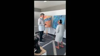 Marie-Andréa Zammit interview Hugues de Vendome à son exposition à Monaco