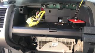 Toyota Prius passenger airbag deactivate