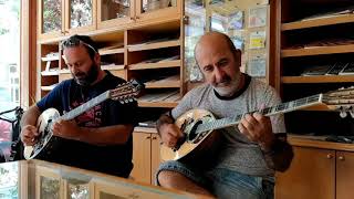 Διπλοπεννιες / 6 string and 4 string playing together...