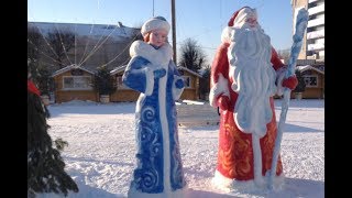 Делаем снежные фигуры Дед Мороз и Снегурочка из снега