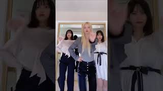 “Jiggle Jiggle” challenge Blackpink Version