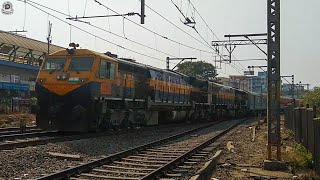 01019 CSMT Bhubaneshwar Konark COVID-19 Special with twin UBL EMDs